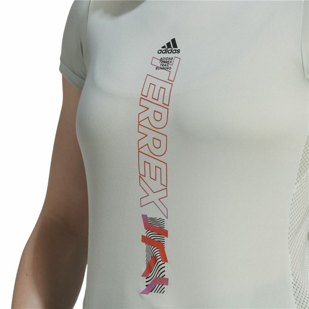 Women’s Short Sleeve T-Shirt Adidas Agravic Soft green-3