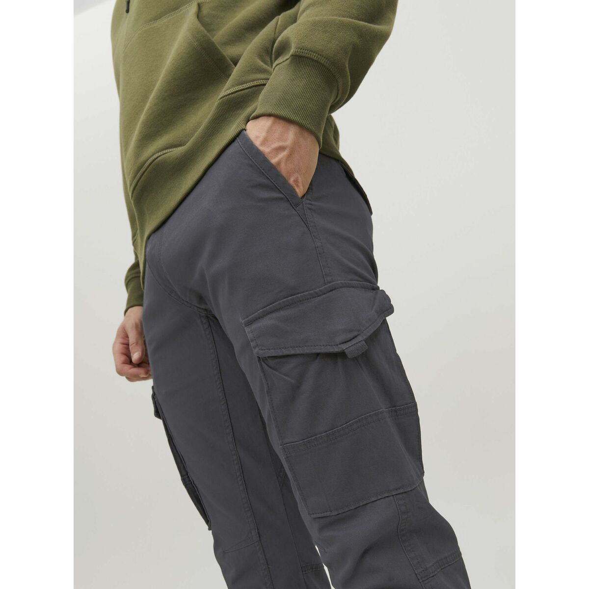 Trousers Jack & Jones JPSTPAUL JJFLAKE CARGO 12139912 Grey-17