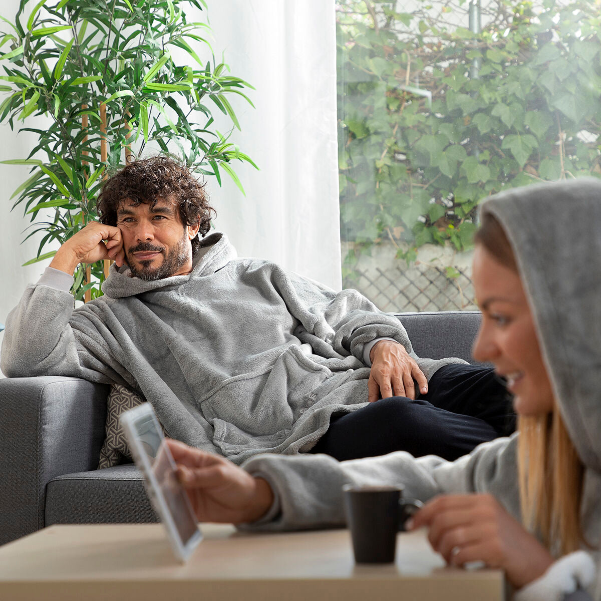 Oversized Sweatshirt Blanket with Fleece Lining Swug InnovaGoods-5